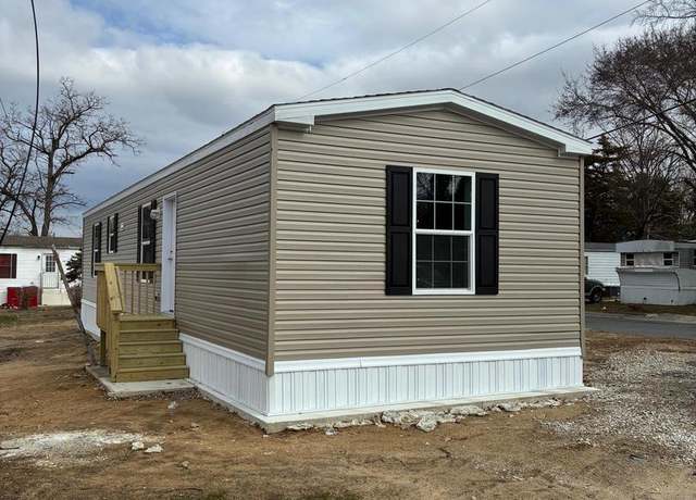 Property at 1811 N Delsea Dr #4, Vineland, NJ 08360, 2 beds, 2 baths