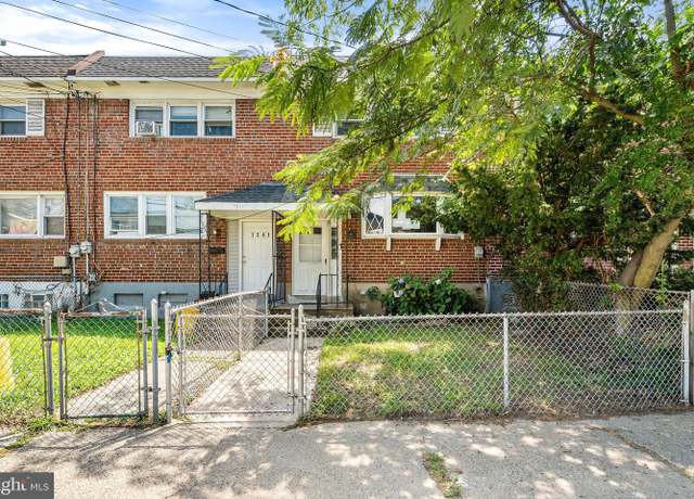 Property at 1239 Lakeshore Dr, Camden, NJ 08104, 3 beds, 1 bath