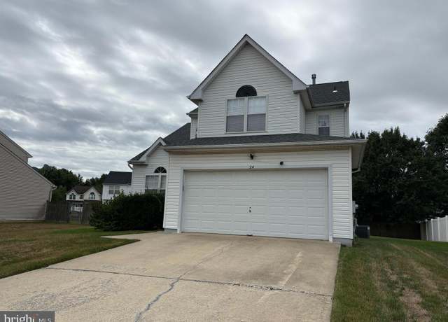 Property at 24 Whalen Ave, Sicklerville, NJ 08081, 3 beds, 2.5 baths