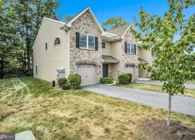 Property at 343 Melbourne Ln, Mechanicsburg, PA 17055, 3 beds, 2.5 baths