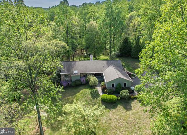 Property at 1808 Alyssa Ln, Pottstown, PA 19465, 3 beds, 2.5 baths