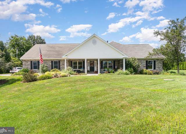 Property at 729 Carlson Rd, Hummelstown, PA 17036, 4 beds, 4.5 baths