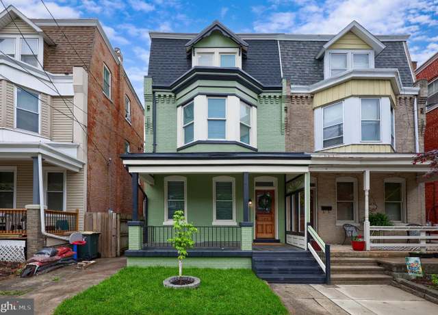 Property at 130 Pearl St, Lancaster, PA 17603, 3 beds, 2.5 baths