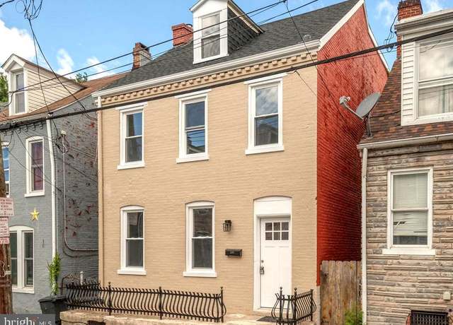 Property at 541 High St, Lancaster, PA 17603, 4 beds, 1.5 baths
