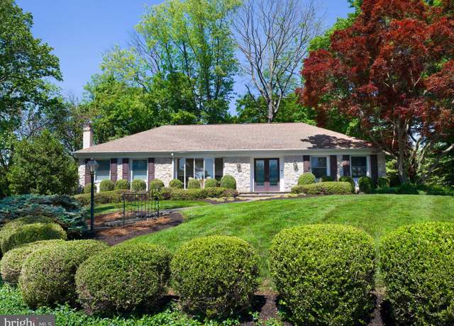 Property at 399 Ballytore Cir, Wynnewood, PA 19096, 3 beds, 2 baths