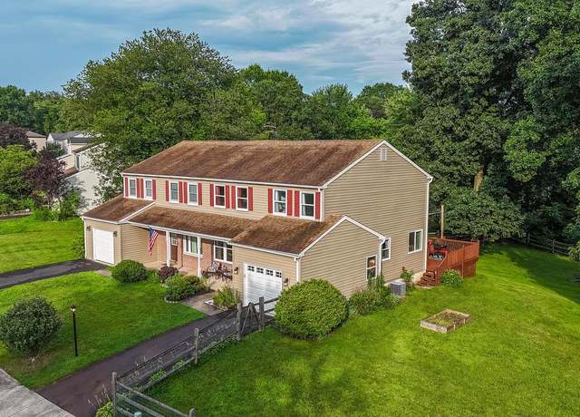 Property at 316 Shirley Dr, Harleysville, PA 19438, 3 beds, 1.5 baths
