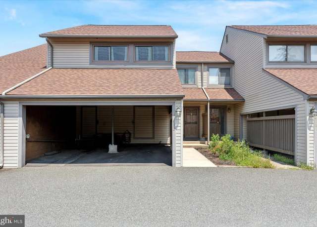 Property at 412 Bridge St, Collegeville, PA 19426, 3 beds, 2.5 baths