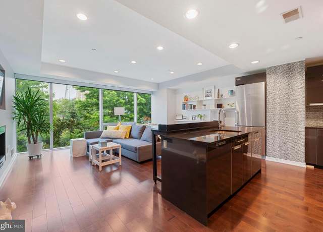 Property at 122-30 New St Unit 3C, Philadelphia, PA 19106, 2 beds, 2 baths