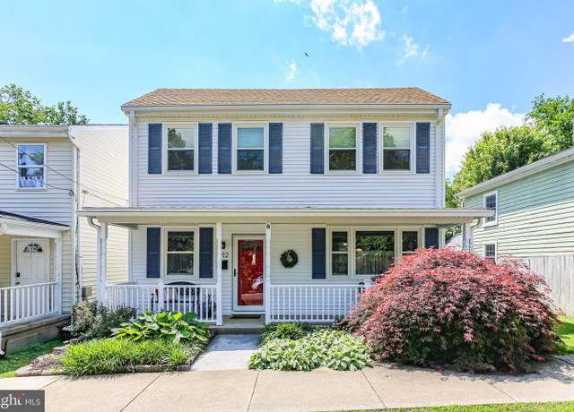 Property at 912 Hanover St, Fredericksburg, VA 22401, 4 beds, 2.5 baths