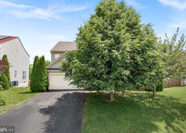 Property at 10799 Reynard Fox Ln, Bealeton, VA 22712, 5 beds, 3.5 baths