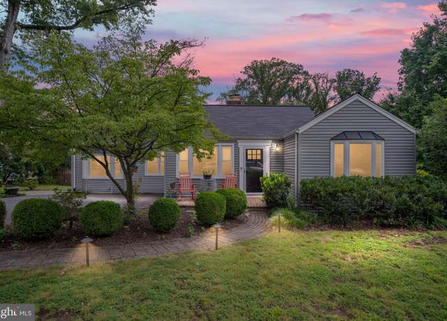 Property at 3801 Woodley Dr, Alexandria, VA 22309, 3 beds, 2 baths