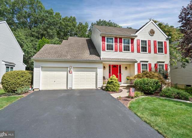 Property at 15 Charles Pt. Pt, Newark, DE 19702, 4 beds, 2.5 baths