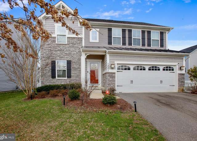 Property at 1221 Long Farm Ln, Brunswick, MD 21716, 4 beds, 3.5 baths