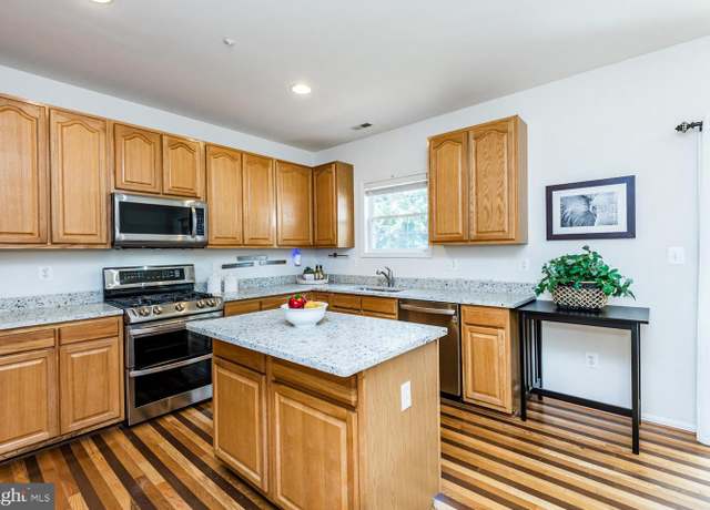 Property at 4938 Lee Farm Ct #95, Ellicott City, MD 21043, 2 beds, 3 baths