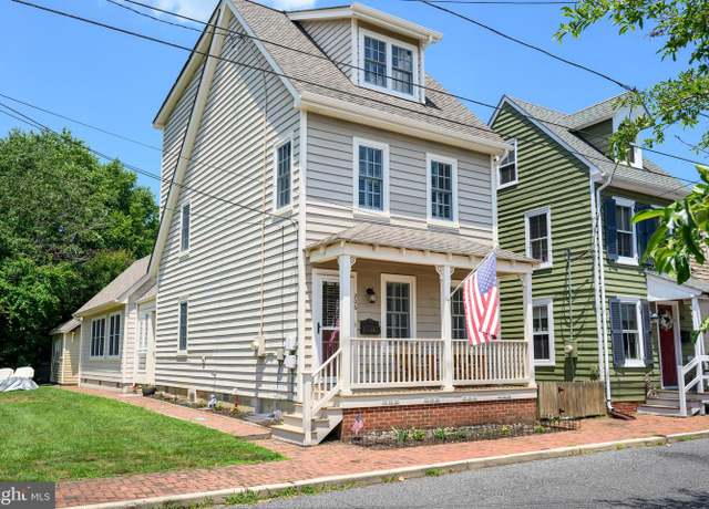 Property at 206 S Water St, Chestertown, MD 21620, 4 beds, 3.5 baths