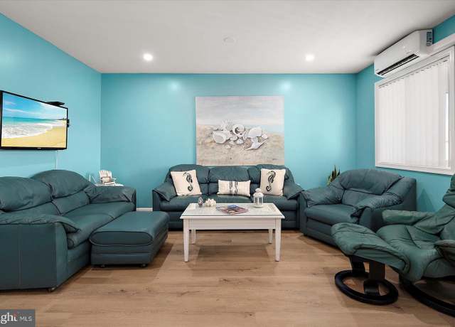 Property at 424 Lark Ln Unit E103, Ocean City, MD 21842, 2 beds, 1 bath