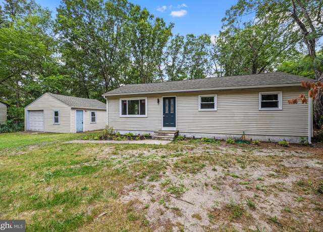 Property at 111 Linden Ter, Williamstown, NJ 08094, 3 beds, 1 bath