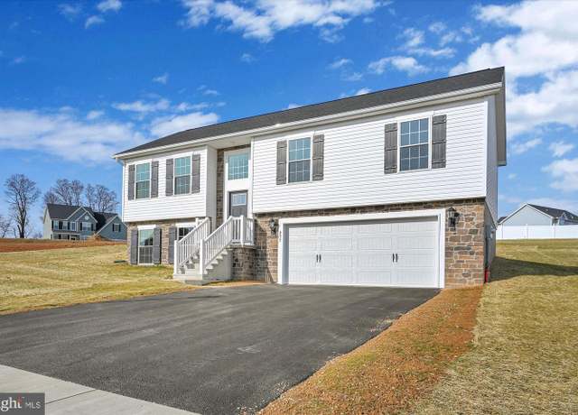 Property at 181 Piedmont Way #120, Hanover, PA 17331, 3 beds, 2 baths