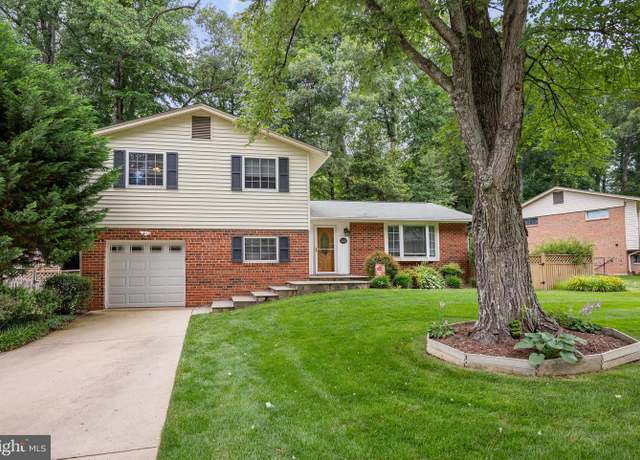 Property at 5208 Gainsborough Dr, Fairfax, VA 22032, 4 beds, 3 baths