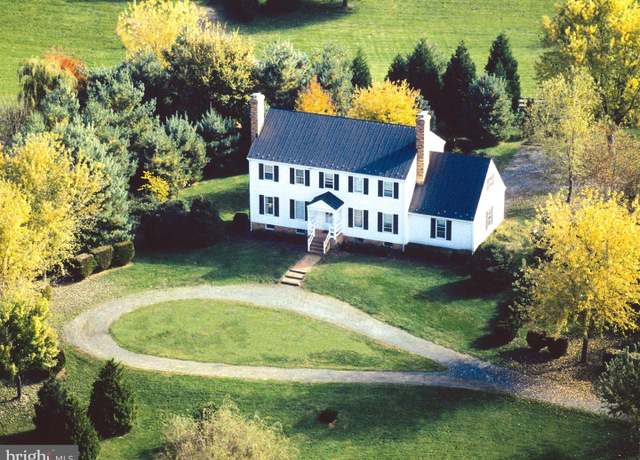Property at 37054 Adams Green Ln, Middleburg, VA 20117, 4 beds, 2.5 baths