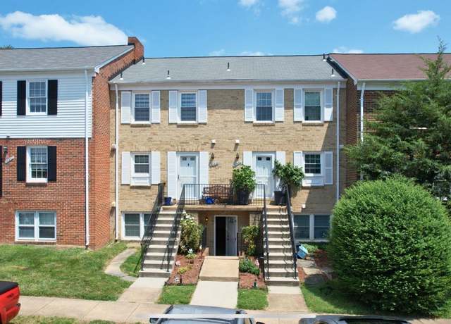 Property at 1048-A Brixton Ct, Sterling, VA 20164, 2 beds, 1 bath
