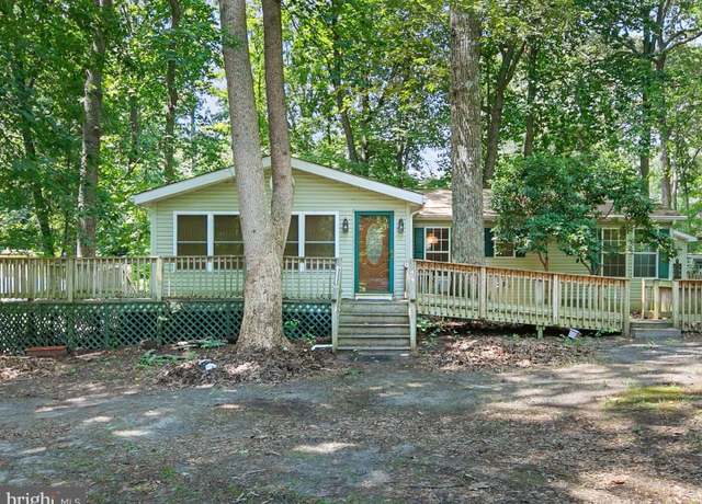Property at 22996 Pine Rd, Lewes, DE 19958, 4 beds, 2 baths