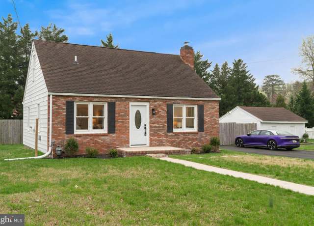Property at 28 Kellington Dr, Pasadena, MD 21122, 4 beds, 2 baths