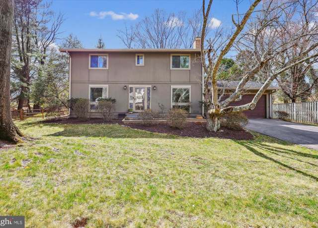 Property at 11400 Brandy Hall, North Potomac, MD 20878, 4 beds, 2.5 baths