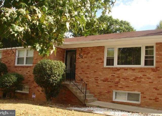 Property at 530 Round Table Dr, Fort Washington, MD 20744, 4 beds, 2 baths