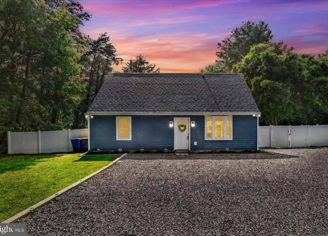 Property at 102 Maple Rd, Stevensville, MD 21666, 4 beds, 2 baths