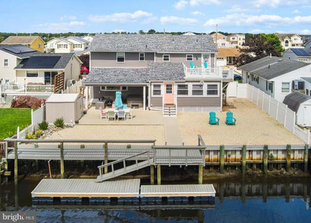 Property at 8 S Boston Dr, Little Egg Harbor Twp, NJ 08087, 4 beds, 2.5 baths