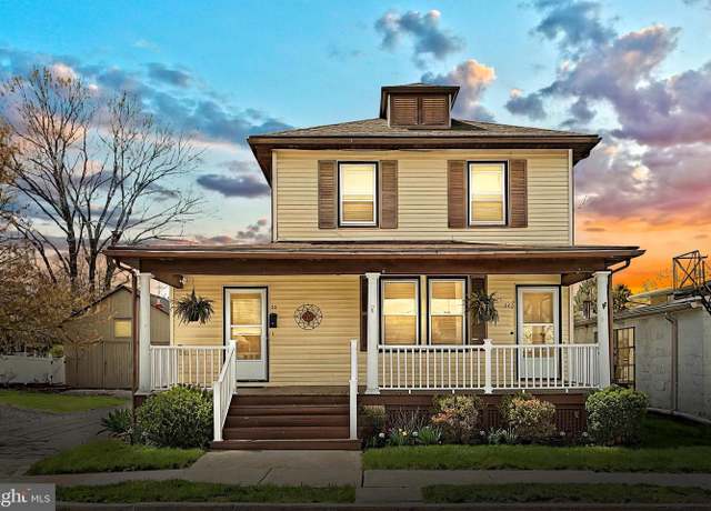 Property at 20 N Reynolds St, Gettysburg, PA 17325, 2 beds, 2 baths