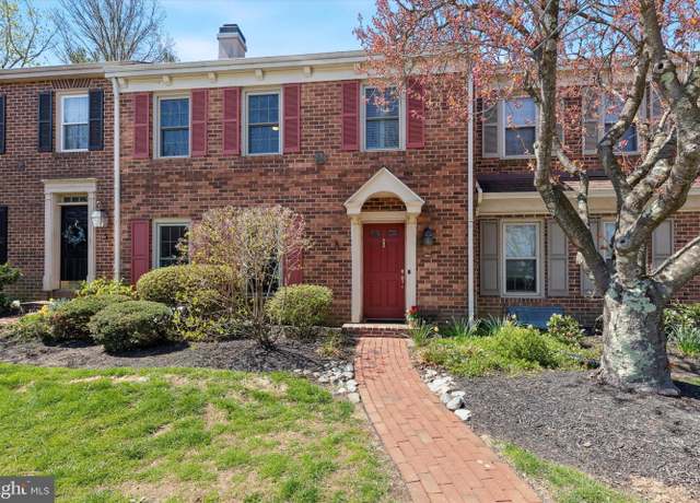 Property at 304 Penns Ln, Malvern, PA 19355, 3 beds, 2.5 baths
