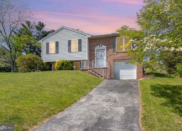 Property at 103 Westview Dr, Shrewsbury, PA 17361, 3 beds, 2.5 baths