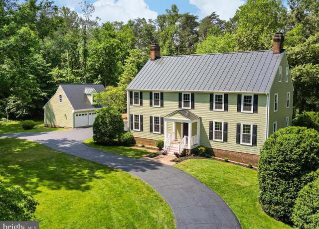 Property at 6602 Ladyslipper Ln, Clifton, VA 20124, 4 beds, 3.5 baths