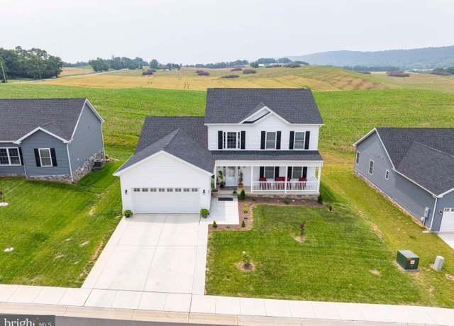Property at 93 Orpington Dr, Martinsburg, WV 25403, 4 beds, 2.5 baths