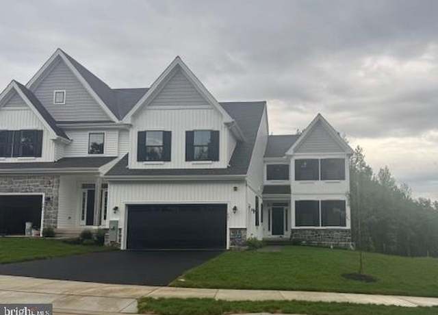 Property at 407 Leahy Dr, Newark, DE 19711, 3 beds, 2.5 baths
