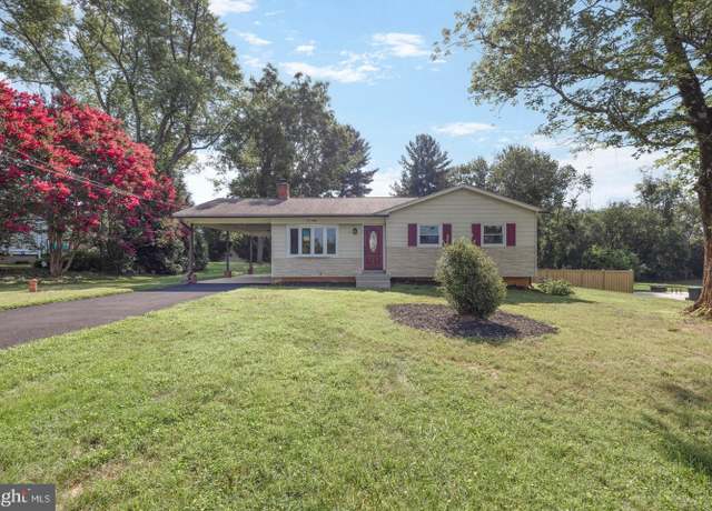 Property at 17305 Flagstone Dr, Germantown, MD 20874, 3 beds, 1.5 baths