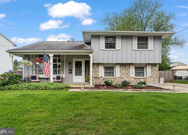 Property at 202 E Franklin, Edgewater Park, NJ 08010, 3 beds, 1.5 baths