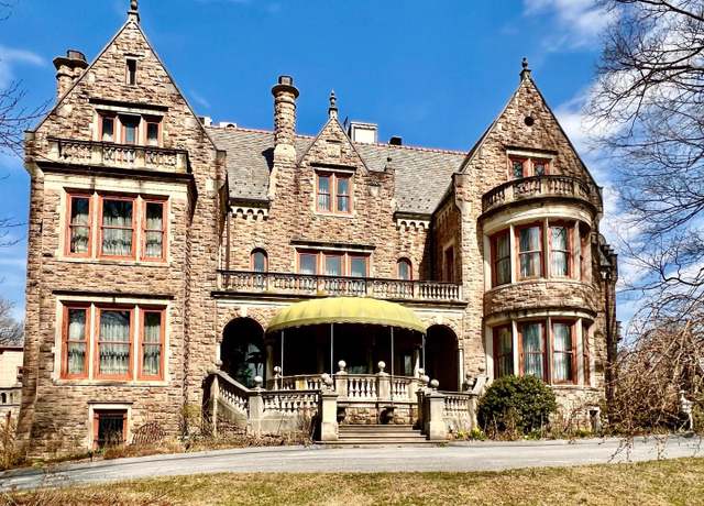 Property at 1120 Centre Ave, Reading, PA 19601, 11 beds, 8.5 baths