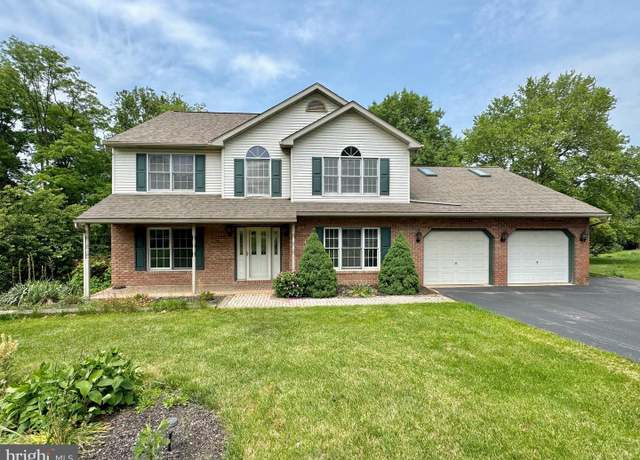 Property at 21 Orchard Pl, Bernville, PA 19506, 4 beds, 2.5 baths