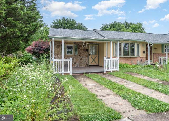 Property at 318 Virginia Rd, Mechanicsburg, PA 17050, 4 beds, 2 baths