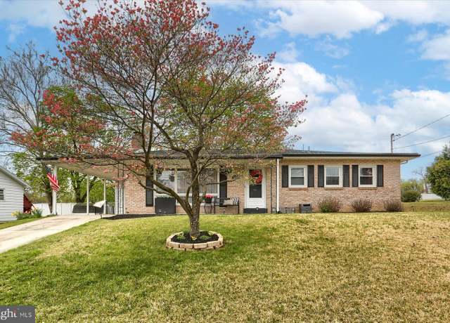 Property at 1428 Karen Dr, Harrisburg, PA 17109, 3 beds, 1 bath