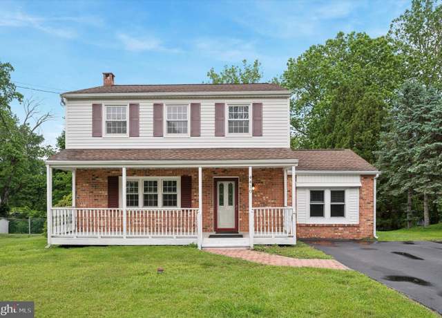 Property at 4410 Pilgrim Ln, Upper Chichester, PA 19061, 3 beds, 1.5 baths