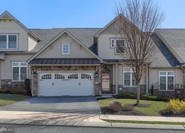 Property at 506 Springbrook Dr, Palmyra, PA 17078, 2 beds, 2.5 baths