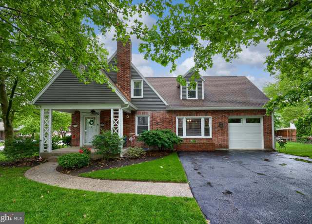 Property at 799 Southern Rd, York, PA 17403, 4 beds, 3 baths