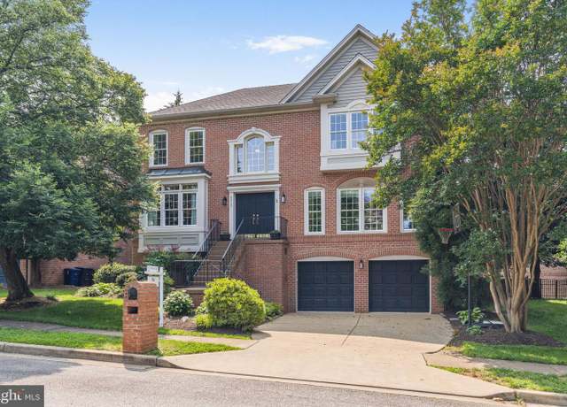 Property at 6013 4th St N, Arlington, VA 22203, 5 beds, 3.5 baths