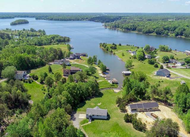 Property at 6210 Stubbs Cove Ln, Spotsylvania, VA 22551, 4 beds, 3 baths