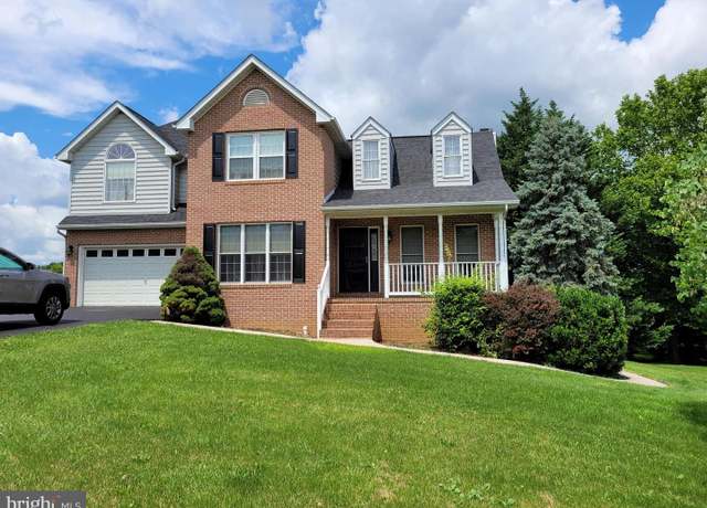Property at 1003 Kilmer Ct, Martinsburg, WV 25401, 3 beds, 2.5 baths