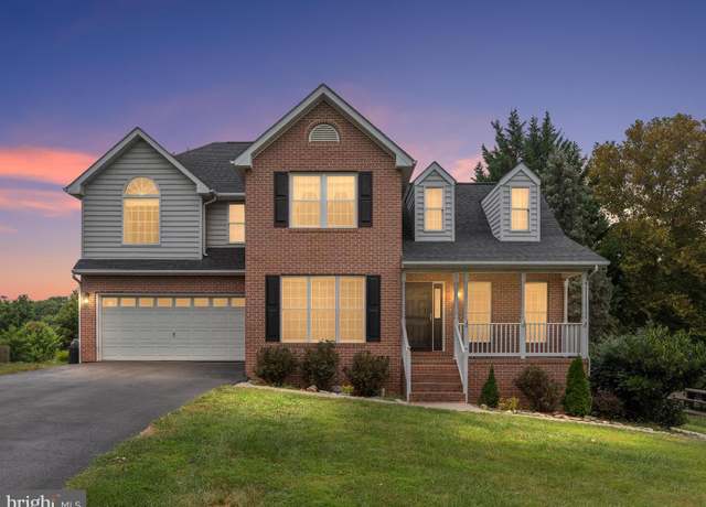Property at 1003 Kilmer Ct, Martinsburg, WV 25401, 3 beds, 2.5 baths